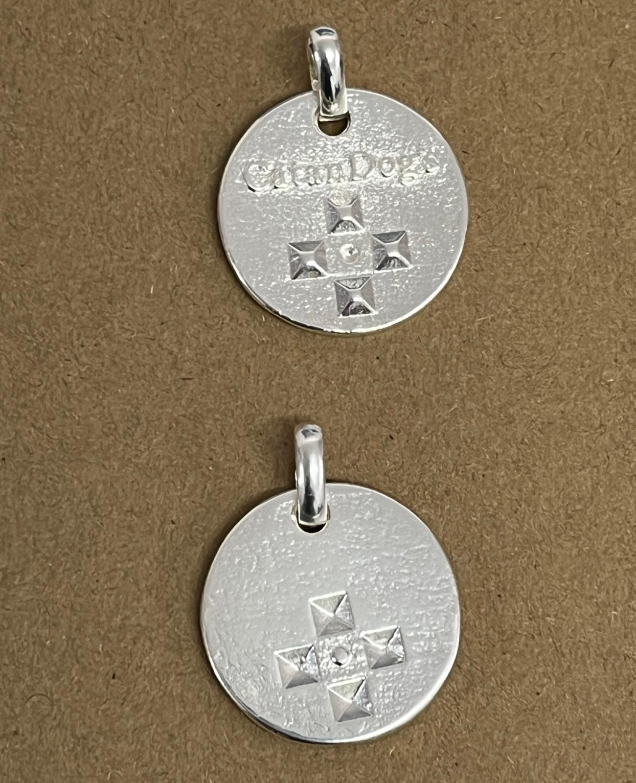 Catandog’s medal White Gold